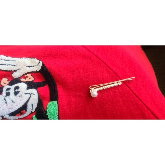 Sunday Comics Disney Fringe Top Minnie & Clarabelle Cow Yarn Graphic Knit VTG -M - Picture 12 of 13